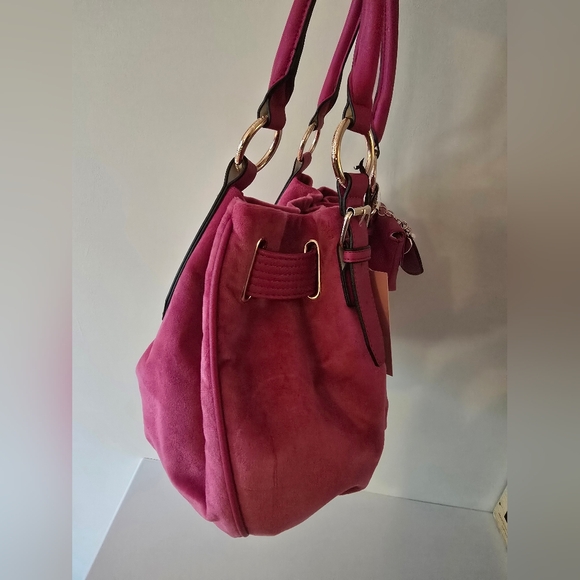 Juicy Couture Hot Pink Velour Shoulder Bag w/ Charm & Mini Pouch – NWT - Picture 2 of 6
